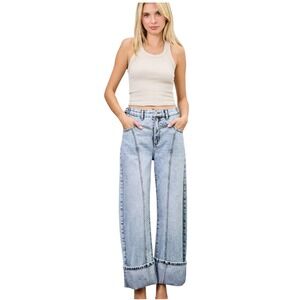 Saige Denim Size 3/26 Light Wash High Rise Wide Leg Cuffed Seam Jeans
